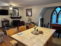 Spacious 3BR Stay Pet Friendly + Wi-fi