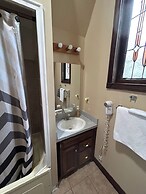 Spacious 3BR Stay Pet Friendly + Wi-fi