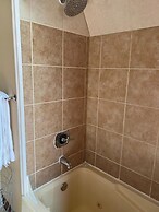 Spacious 3BR Stay Pet Friendly + Wi-fi