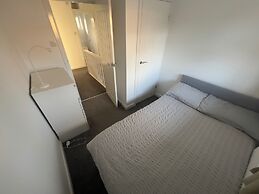 3 Bedroom House Oakwood Retreat in Dunstable