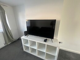 3 Bedroom House Oakwood Retreat in Dunstable