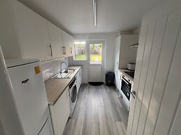 3 Bedroom House Oakwood Retreat in Dunstable