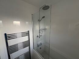 3 Bedroom House Oakwood Retreat in Dunstable