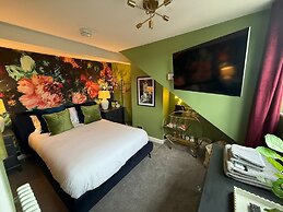 Unique Shrewsbury Rooms