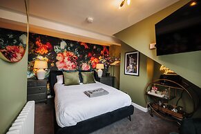 Unique Shrewsbury Rooms