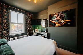 Unique Shrewsbury Rooms