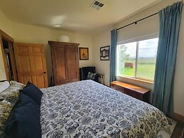 8 Mile Farm B&B