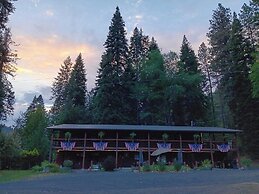 Reflections Inn