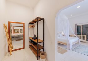 Cezanne Villa by Betterplace