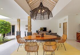 Cezanne Villa by Betterplace