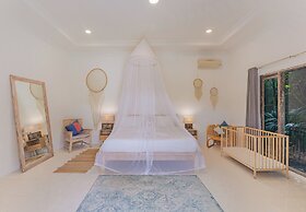 Cezanne Villa by Betterplace