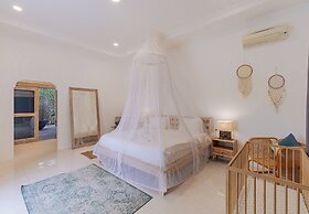 Cezanne Villa by Betterplace