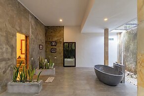 Cezanne Villa by Betterplace