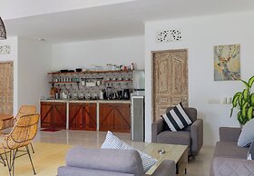 Cezanne Villa by Betterplace