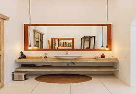 Cezanne Villa by Betterplace