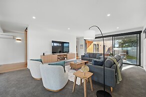 Beautiful Balook - 3 Bedroom Beach House