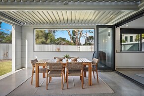 Beautiful Balook - 3 Bedroom Beach House