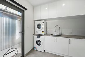 Beautiful Balook - 3 Bedroom Beach House