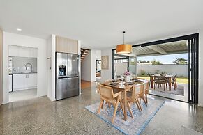 Beautiful Balook - 3 Bedroom Beach House