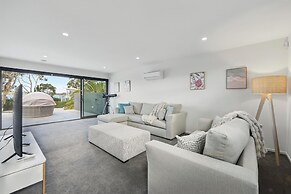 Beautiful Balook - 3 Bedroom Beach House