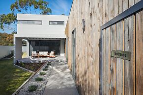 Beautiful Balook - 3 Bedroom Beach House