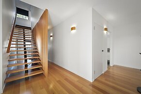 Beautiful Balook - 3 Bedroom Beach House