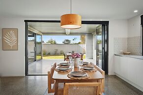 Beautiful Balook - 3 Bedroom Beach House