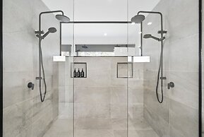 Beautiful Balook - 3 Bedroom Beach House