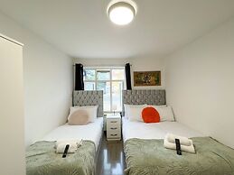 Heathrow Lodge B&B