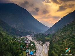 Zostel Homes Tirthan - Gushaini