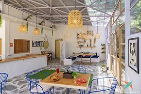 Zostel Homes Tirthan - Gushaini