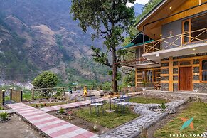 Zostel Homes Tirthan - Gushaini