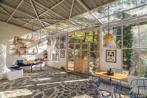 Zostel Homes Tirthan - Gushaini