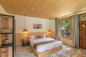 Zostel Homes Tirthan - Gushaini