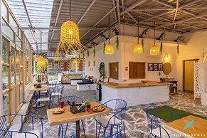 Zostel Homes Tirthan - Gushaini