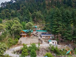 Zostel Homes Tirthan - Gushaini