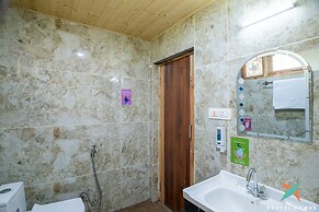 Zostel Homes Tirthan - Gushaini