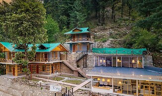 Zostel Homes Tirthan - Gushaini