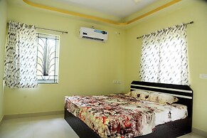 Laxmi Empire Guest House