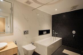 Alaya Stay Gracias Seaora Retreat