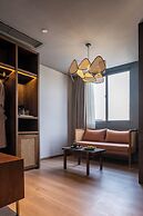 Yat hotel