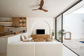 Elements A6 Villa Bingin