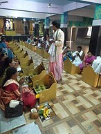 Hotel Madhava Naimisharanya