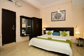 Hotel Madhava Naimisharanya