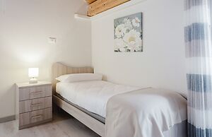 Lo Stagnone Apartments