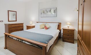 Lo Stagnone Apartments