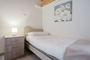 Lo Stagnone Apartments