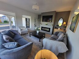 Foxes Rest - 4 Bedroom House