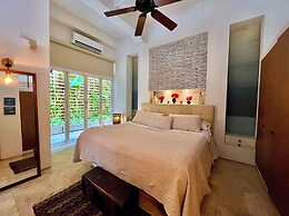 by Calamari Homes - Edificio Centenario
