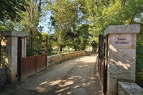 Ferme Saint-Georges en Provence